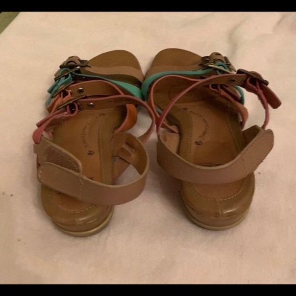 Sofft Sandals Multicolored Straps size 6 - Picture 4 of 6